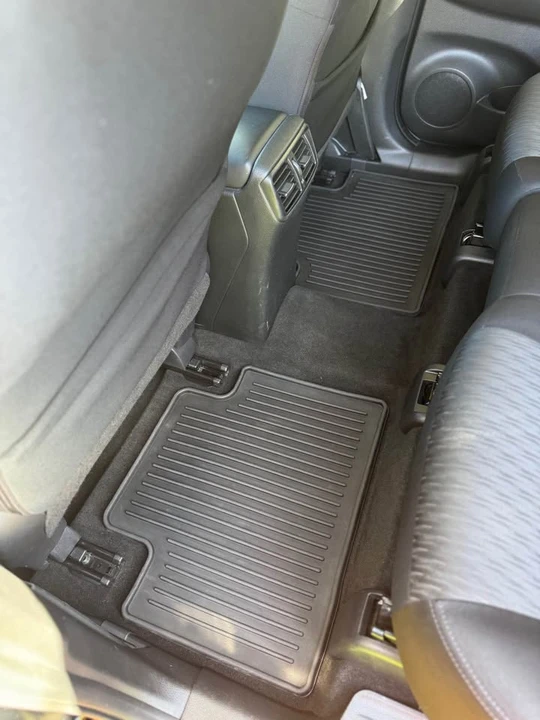 2018 Nissan Rogue - Image 12 of 12