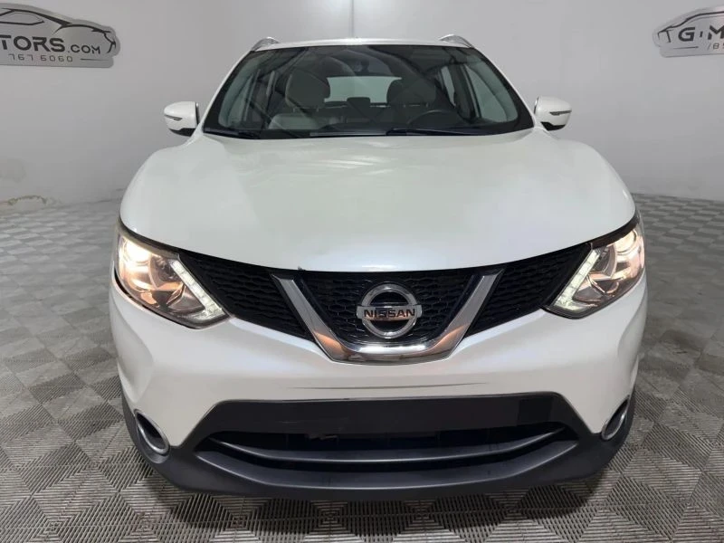 2018 Nissan Rogue - Image 11 of 12