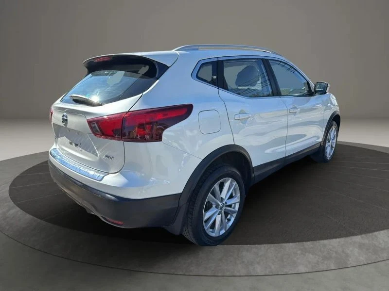 2018 Nissan Rogue - Image 5 of 12