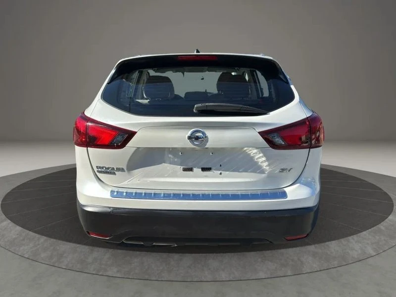 2018 Nissan Rogue - Image 6 of 12