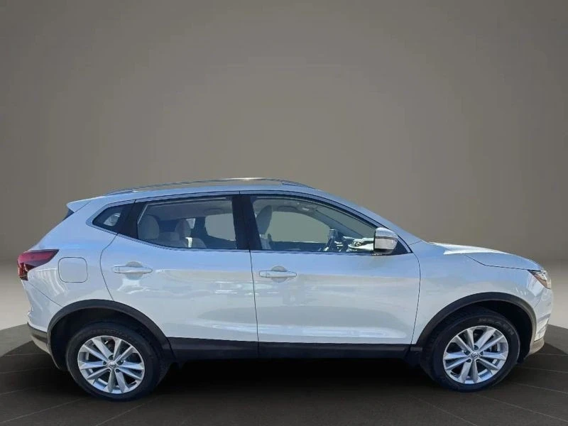 2018 Nissan Rogue - Image 4 of 12