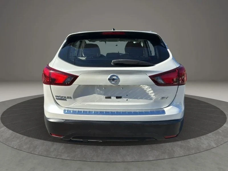 2018 Nissan Rogue - Image 6 of 12