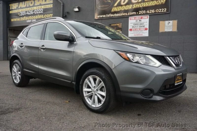 2018 Nissan Rogue - Image 9 of 12