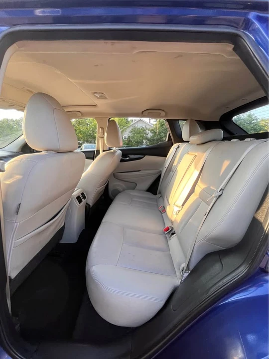 2018 Nissan Rogue - Image 19 of 20