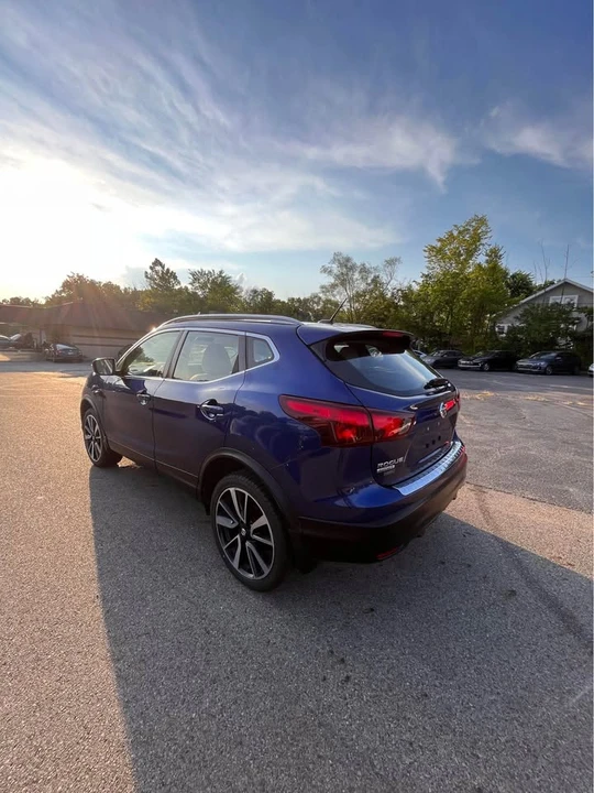 2018 Nissan Rogue - Image 12 of 20
