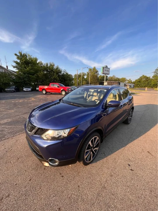 2018 Nissan Rogue - Image 7 of 20