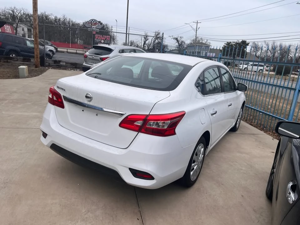 2018 Nissan Sentra 7th Gen - Image 5 of 7