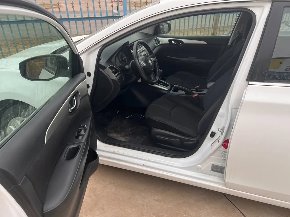 2018 Nissan Sentra 7th Gen - Image 2 of 7