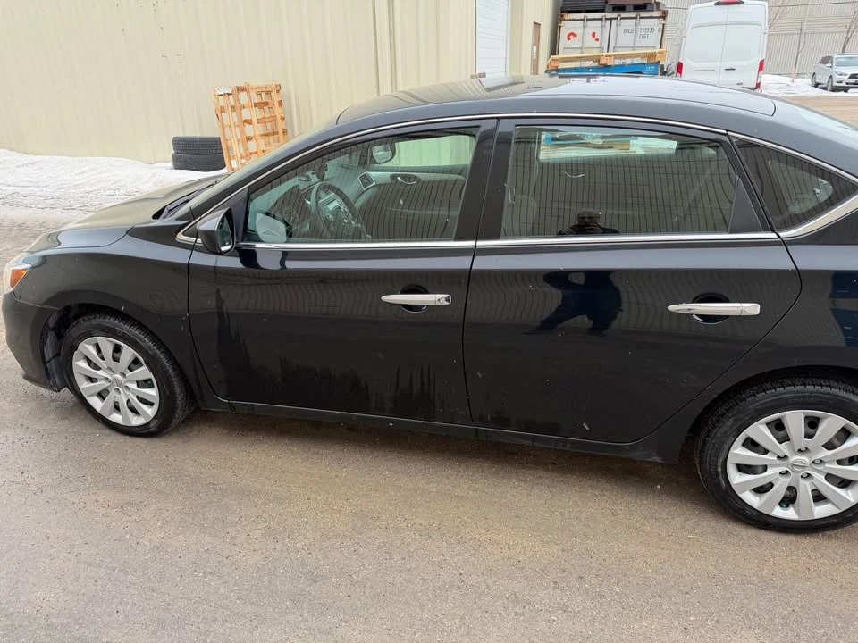 2018 Nissan Sentra 7th Gen - Image 11 of 19