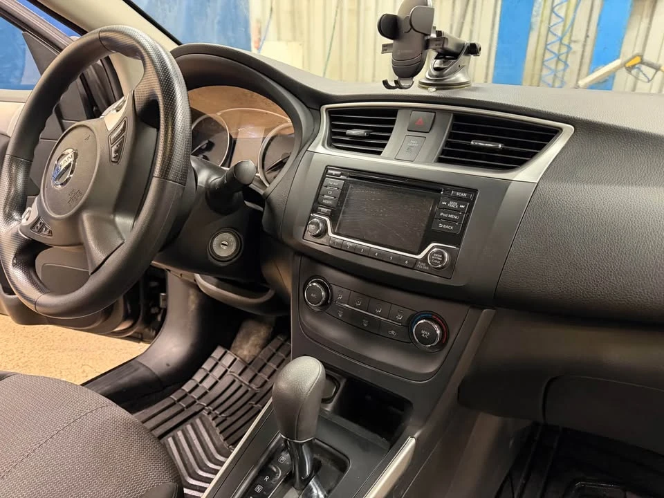 2018 Nissan Sentra 7th Gen - Image 17 of 19