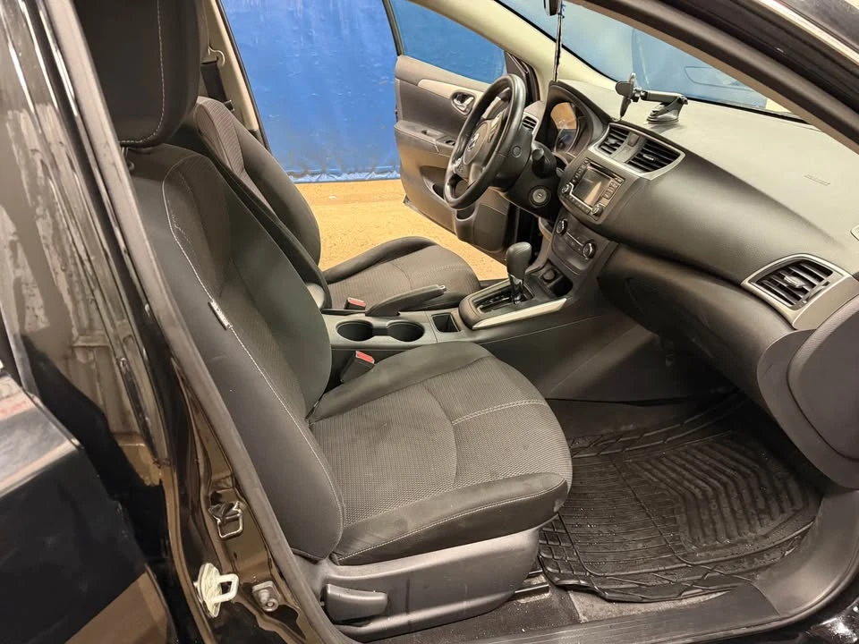 2018 Nissan Sentra 7th Gen - Image 15 of 19