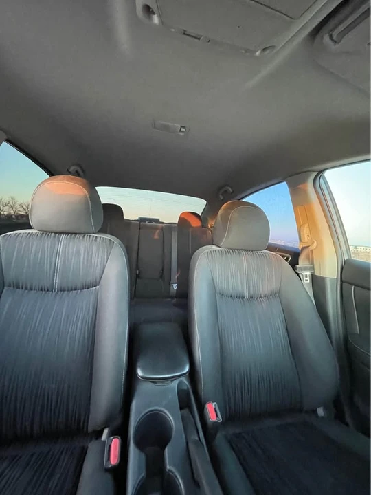 2018 Nissan Sentra 7th Gen - Image 9 of 13