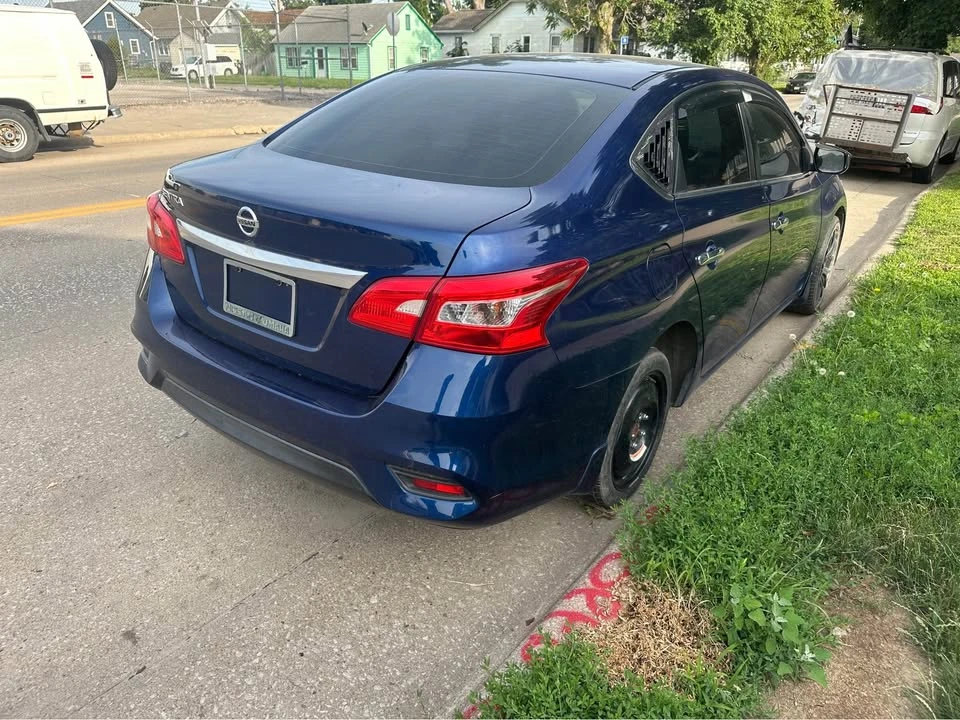 2018 Nissan Sentra 7th Gen - Image 3 of 6