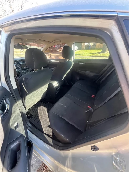 2018 Nissan Sentra 7th Gen - Image 7 of 10