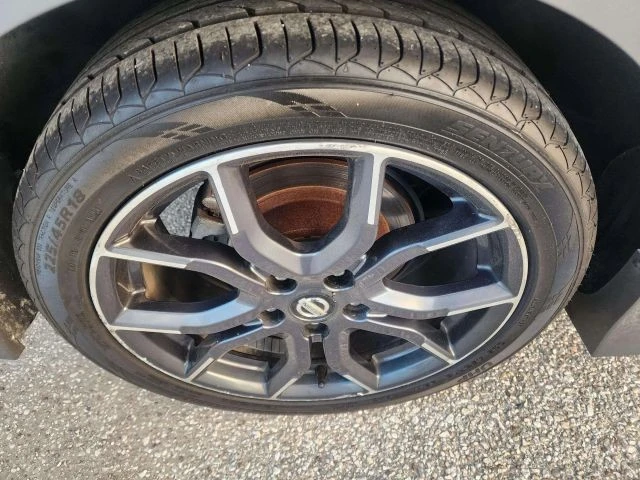 2018 Nissan Sentra 7th Gen - Image 17 of 21