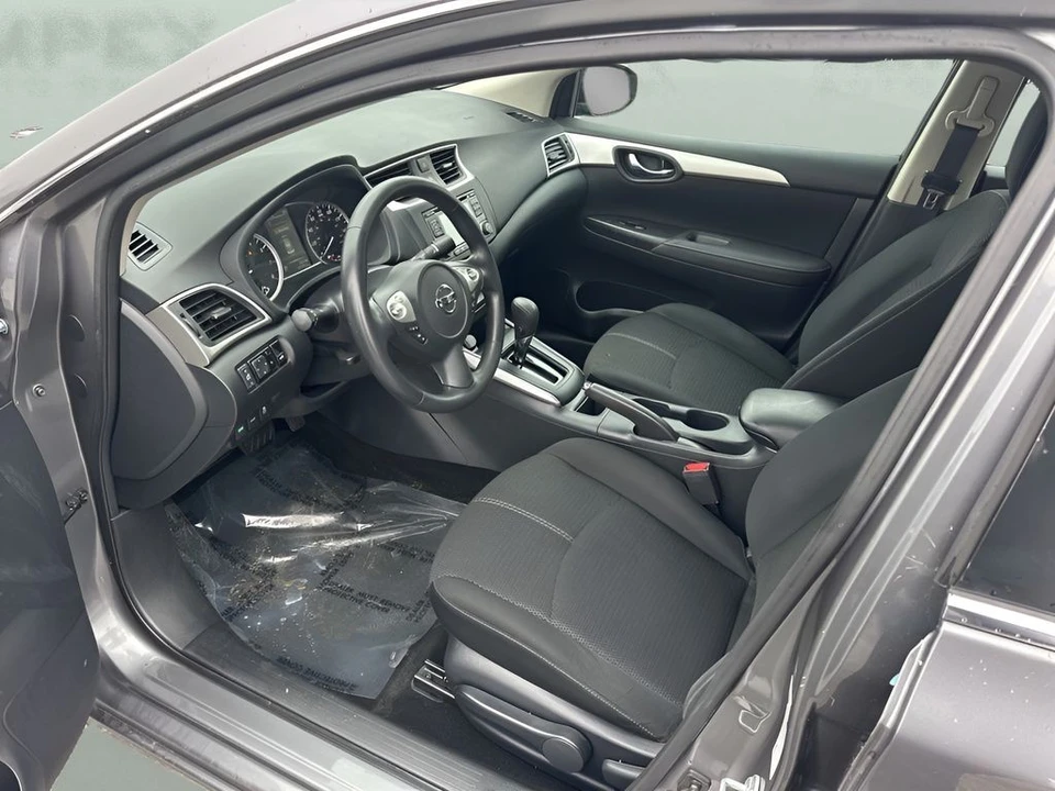 2018 Nissan Sentra 7th Gen - Image 9 of 12