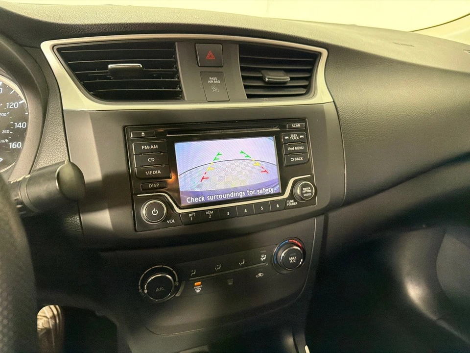 2018 Nissan Sentra 7th Gen - Image 14 of 21