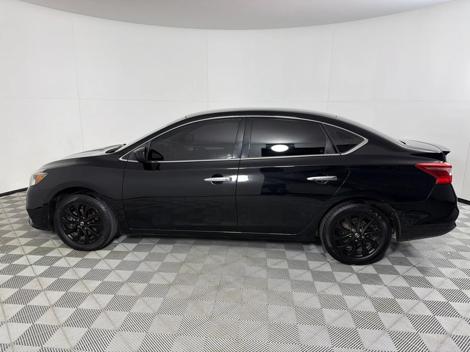 2018 Nissan Sentra 7th Gen - Image 6 of 21