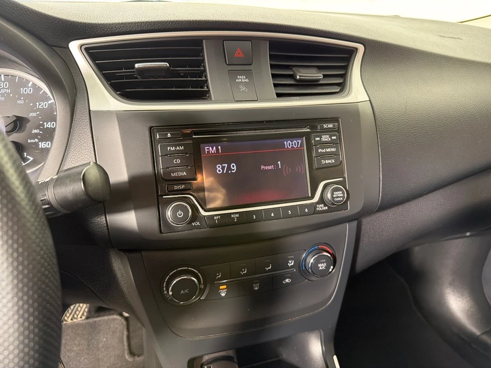 2018 Nissan Sentra 7th Gen - Image 13 of 21