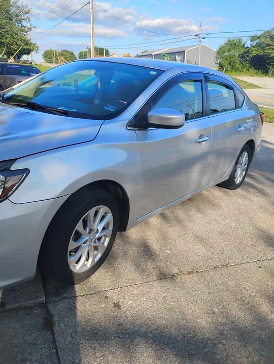 2018 Nissan Sentra 7th Gen - Image 2 of 9