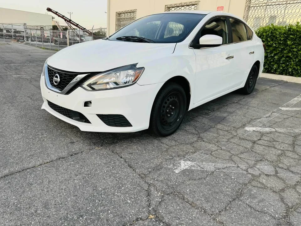 2018 Nissan Sentra 7th Gen - Image 2 of 10