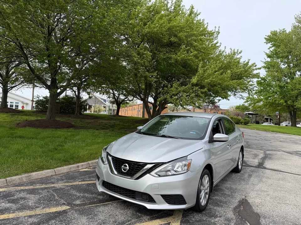2018 Nissan Sentra 7th Gen - Image 11 of 19