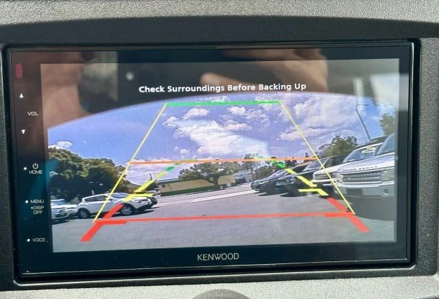 2018 Nissan Sentra 7th Gen - Image 19 of 21