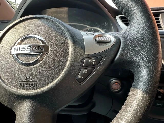 2018 Nissan Sentra 7th Gen - Image 15 of 21