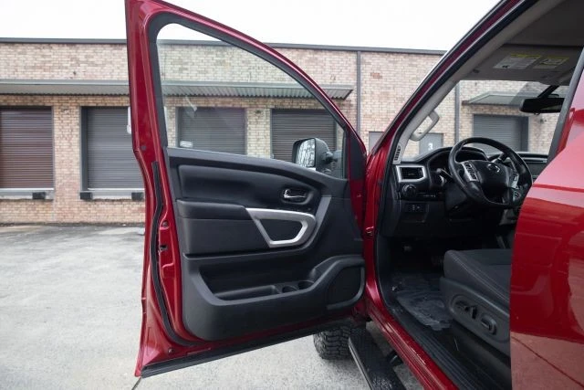 2018 Nissan Titan 1st Gen - Image 18 of 21