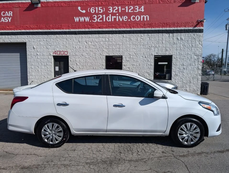 2018 Nissan Versa - Image 5 of 20