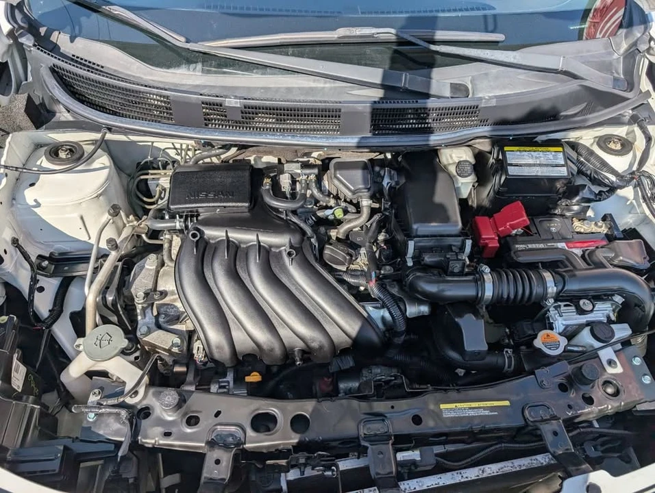 2018 Nissan Versa - Image 10 of 20