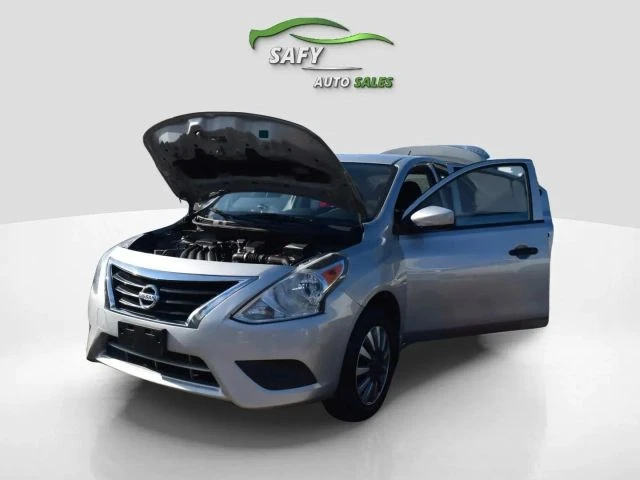 2018 Nissan Versa - Image 17 of 21
