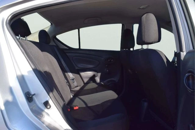 2018 Nissan Versa - Image 15 of 21