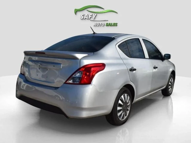 2018 Nissan Versa - Image 5 of 21