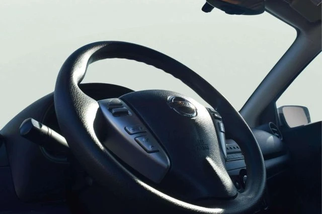 2018 Nissan Versa - Image 11 of 21