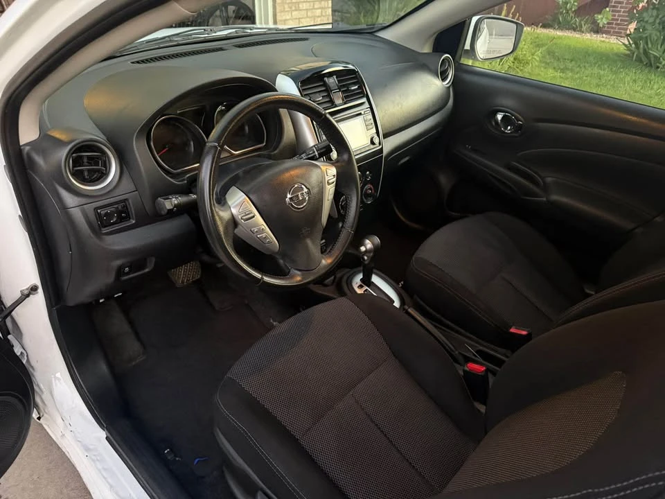 2018 Nissan Versa - Image 5 of 8