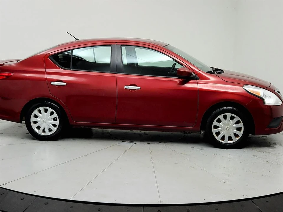 2018 Nissan Versa - Image 4 of 12