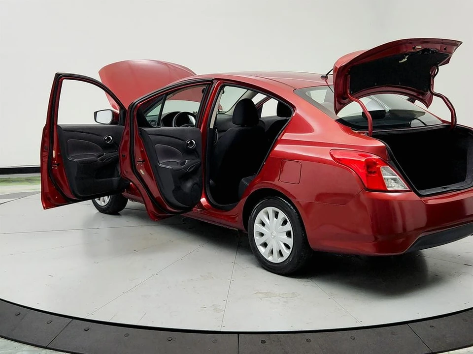 2018 Nissan Versa - Image 12 of 12