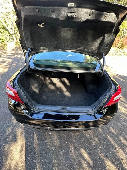 2018 Nissan Altima 5th Gen - Image 10 of 13