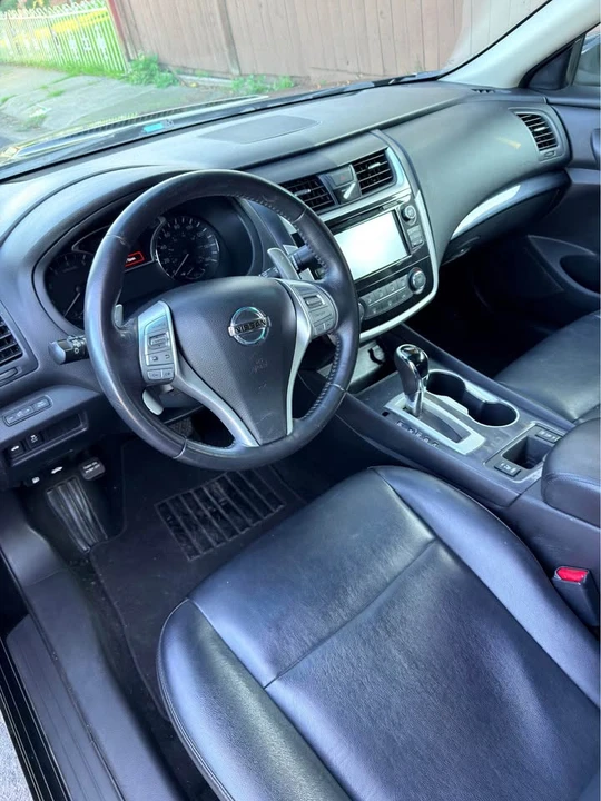 2018 Nissan Altima 5th Gen - Image 10 of 16