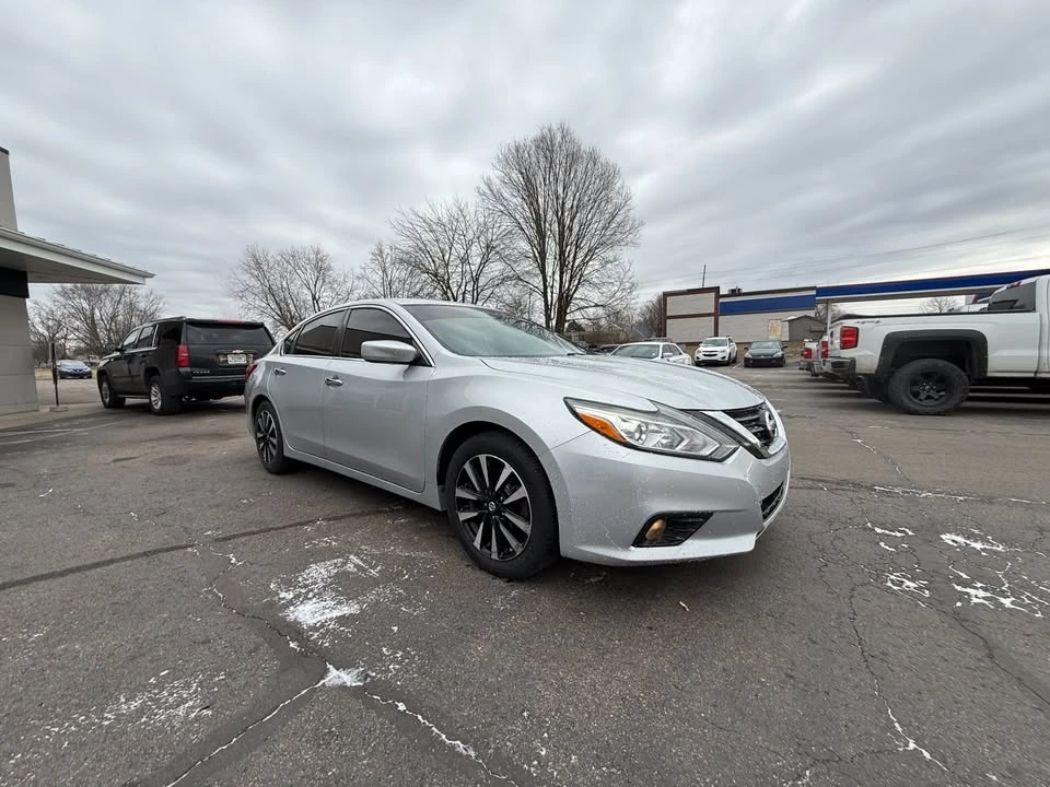 2018 Nissan Altima 5th Gen - Image 7 of 13