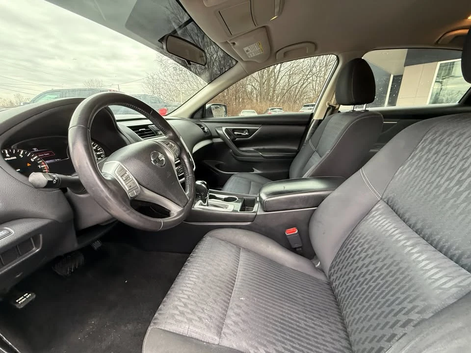 2018 Nissan Altima 5th Gen - Image 9 of 13