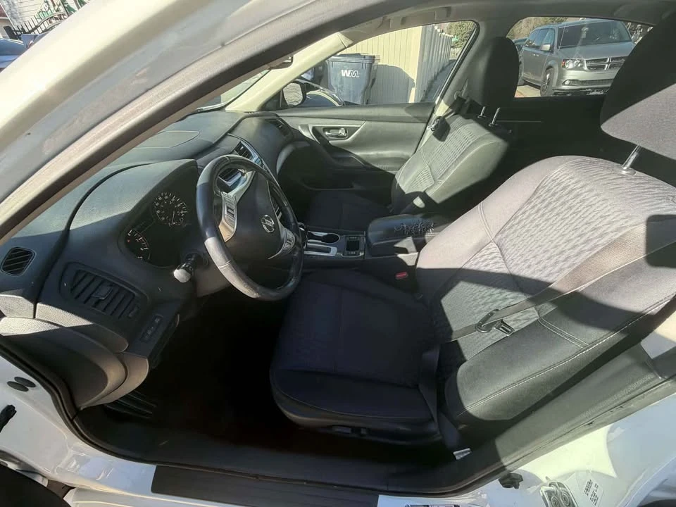 2018 Nissan Altima 5th Gen - Image 5 of 12