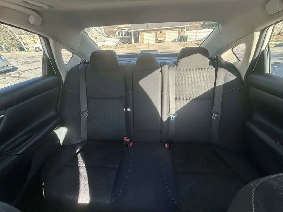 2018 Nissan Altima 5th Gen - Image 3 of 12