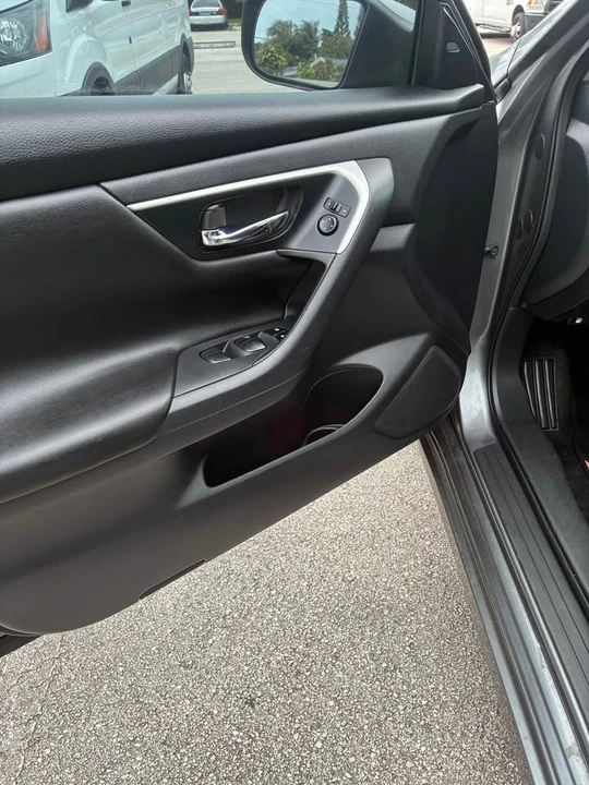 2018 Nissan Altima 5th Gen - Image 9 of 12