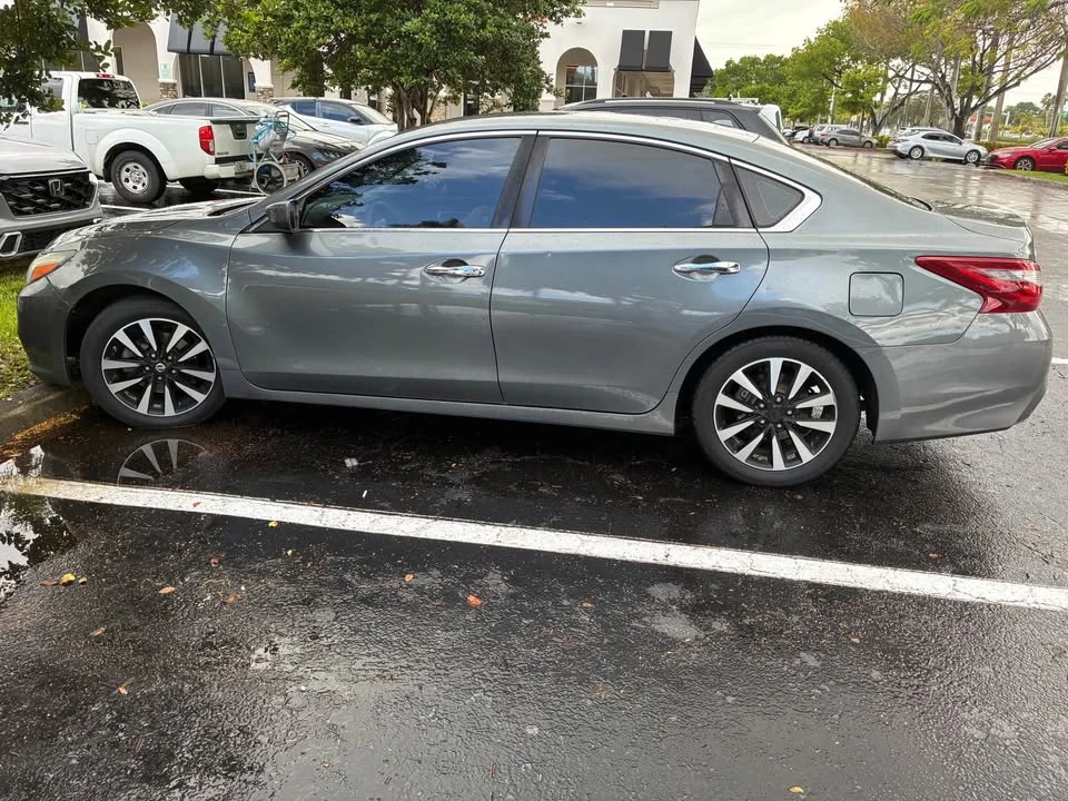 2018 Nissan Altima 5th Gen - Image 2 of 12
