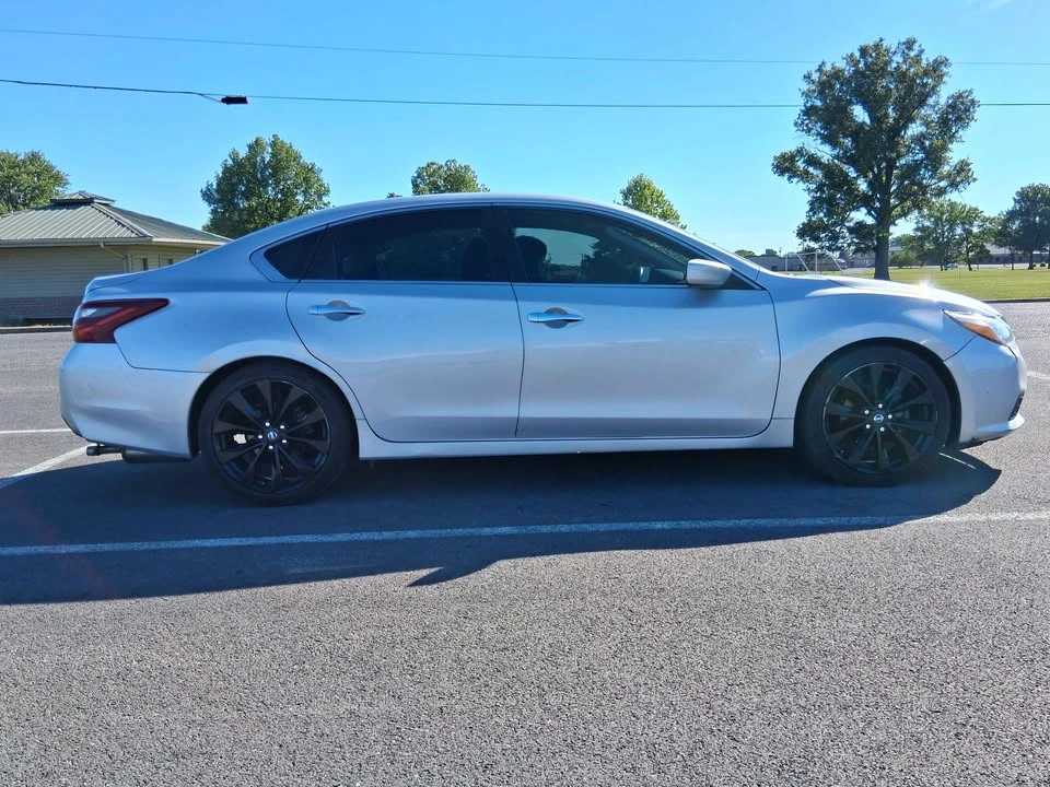 2018 Nissan Altima 5th Gen - Image 6 of 20