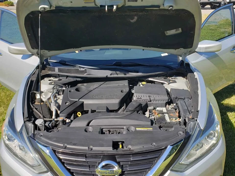 2018 Nissan Altima 5th Gen - Image 10 of 20