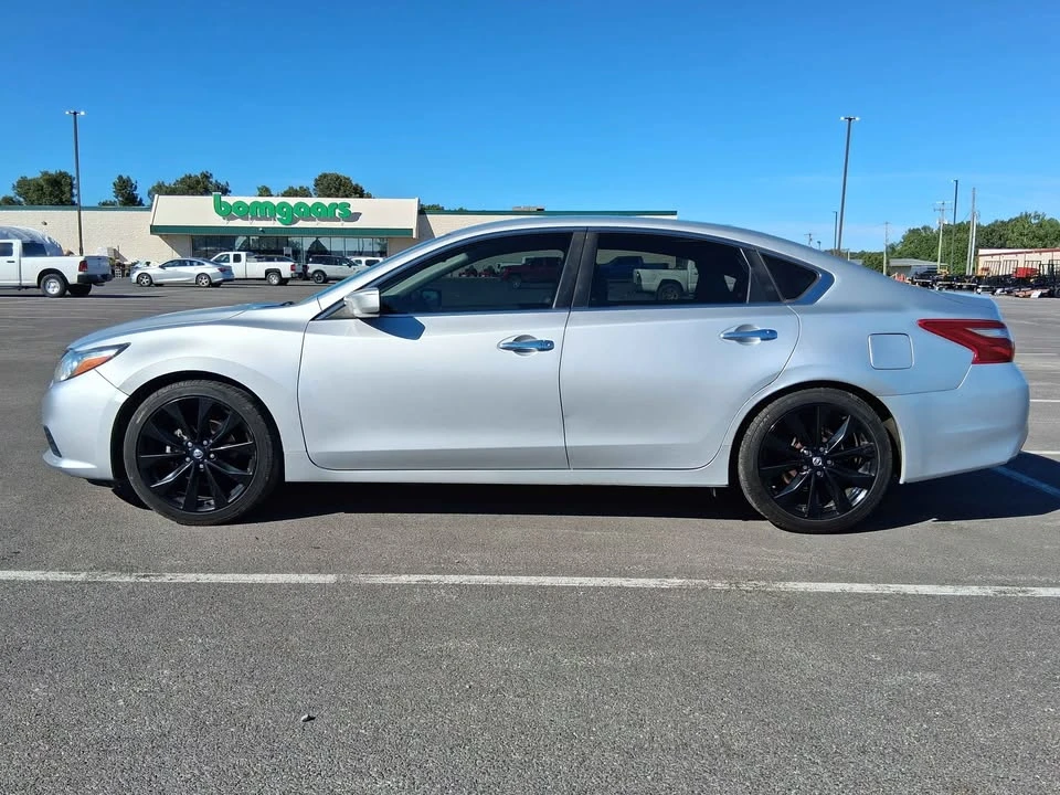 2018 Nissan Altima 5th Gen - Image 2 of 20