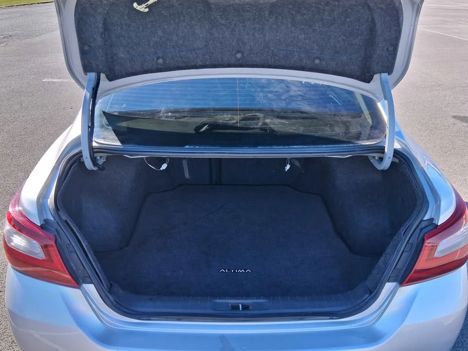 2018 Nissan Altima 5th Gen - Image 9 of 20
